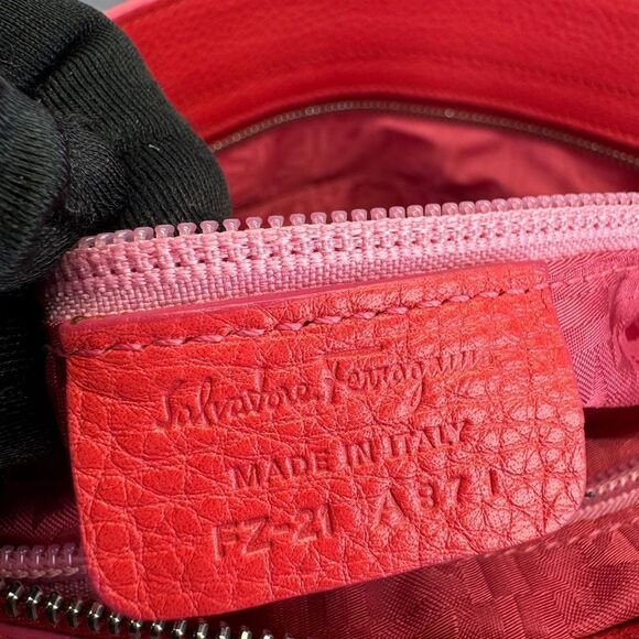 Salvatore Ferragamo Sofia Large Tote Shoulder Bag - Picture 16 of 16